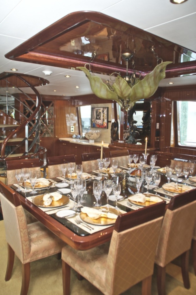 MISSY B II - Dining